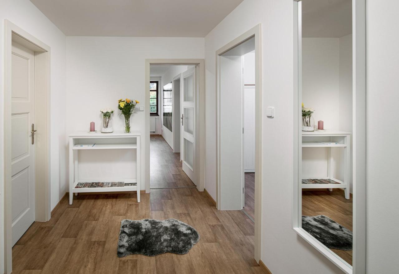 Apartmany Myslivna Остров Экстерьер фото